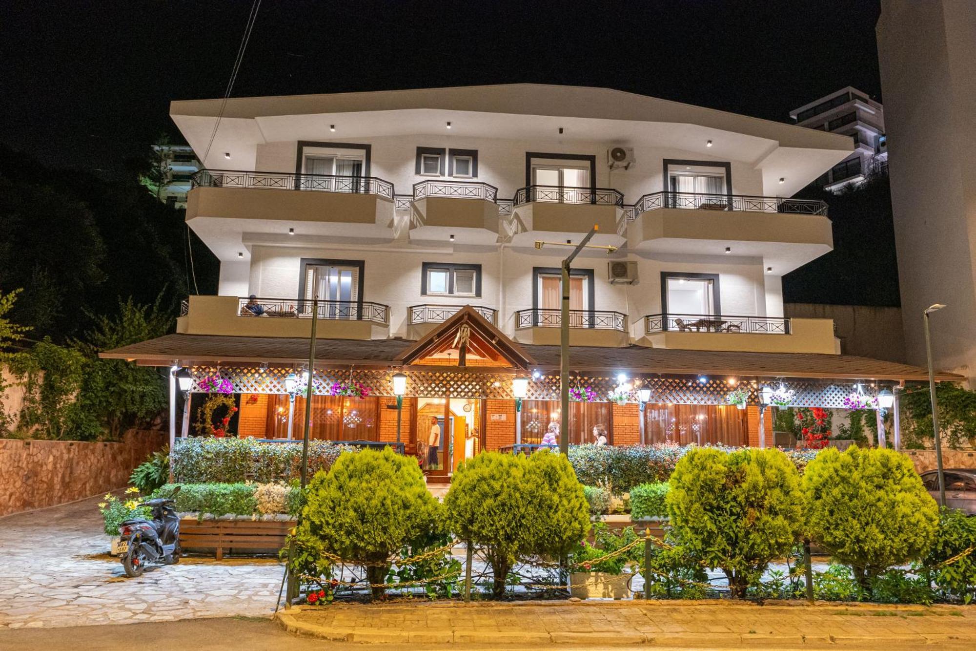 Sunkised Hotel ซารานเดอ ภายนอก รูปภาพ