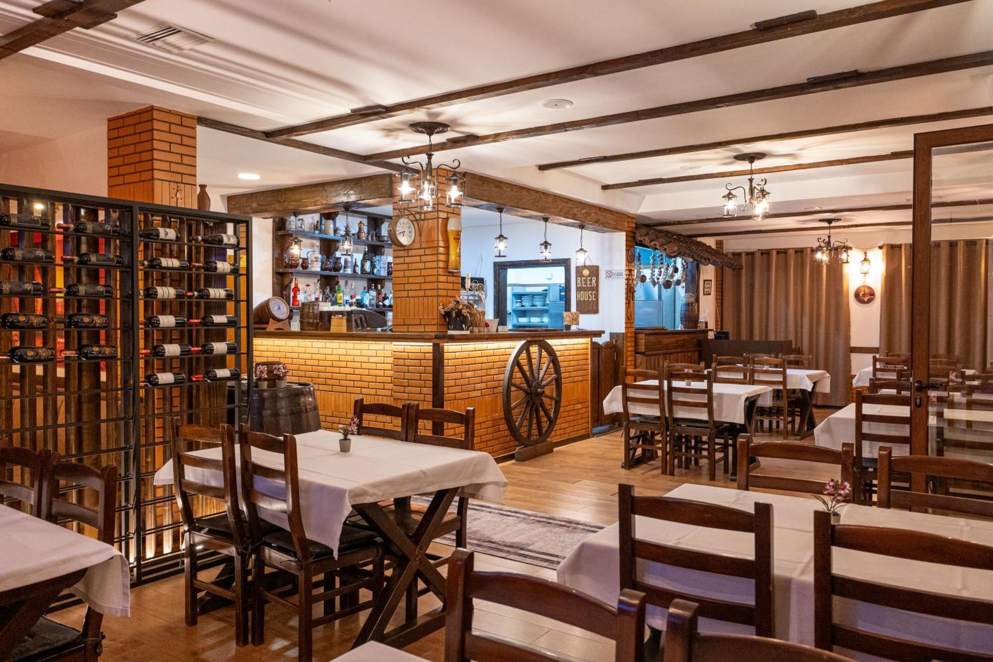 Sunkised Hotel ซารานเดอ ภายนอก รูปภาพ