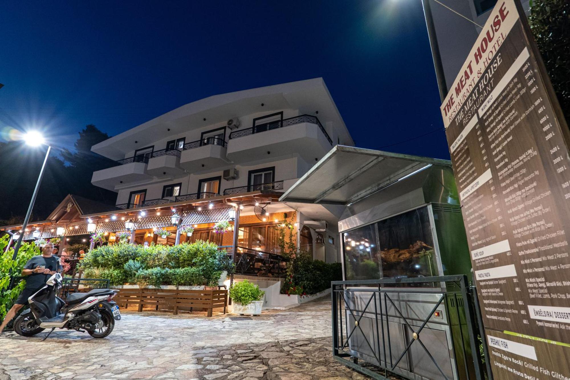 Sunkised Hotel ซารานเดอ ภายนอก รูปภาพ