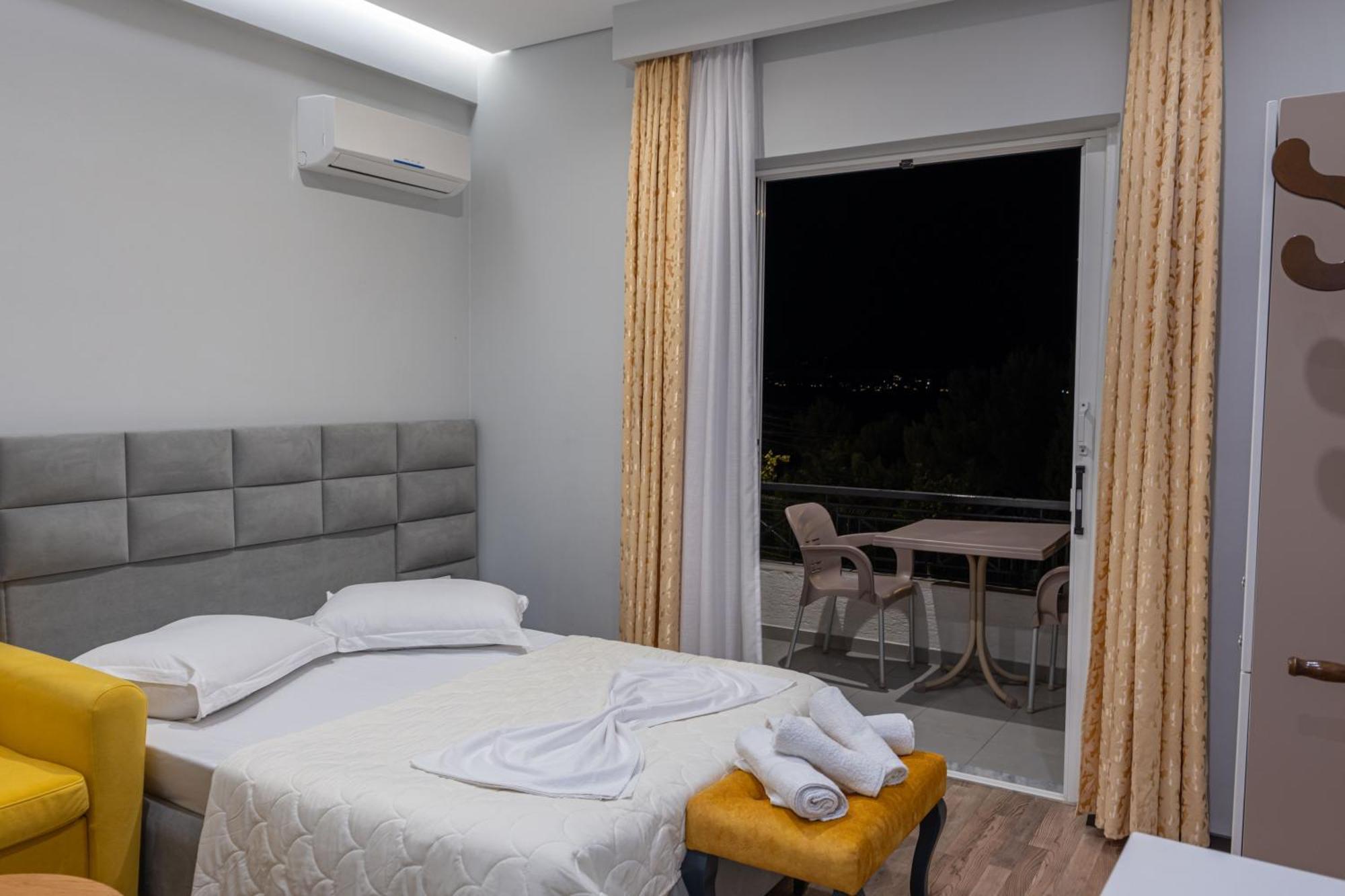 Sunkised Hotel ซารานเดอ ภายนอก รูปภาพ